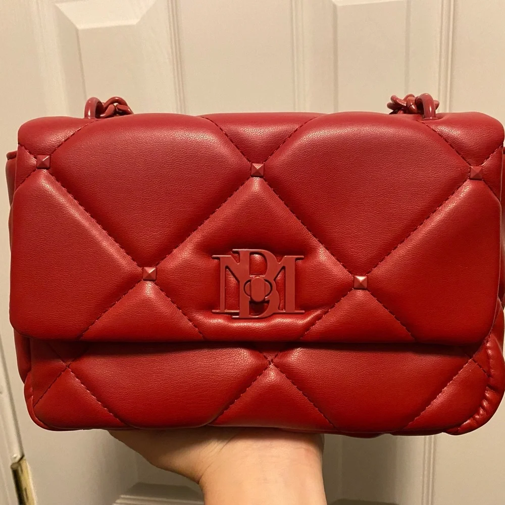 purses - Picture 3 of 7